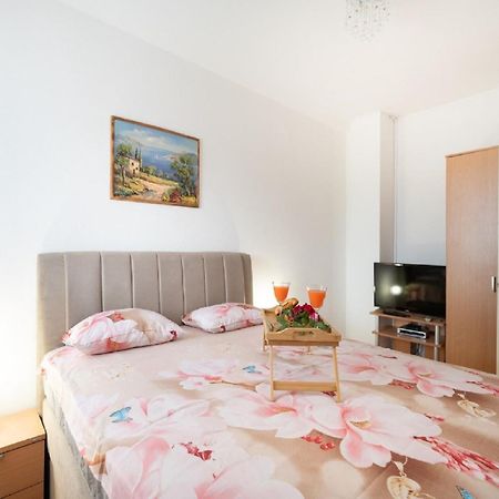 Apartments Milic - One Bedroom Apartment With Sea View And Terrace Gornji Karin Εξωτερικό φωτογραφία